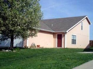 3936 Overland Dr, Lawrence, KS 66047