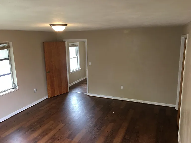 Bed 3 (upstairs)
