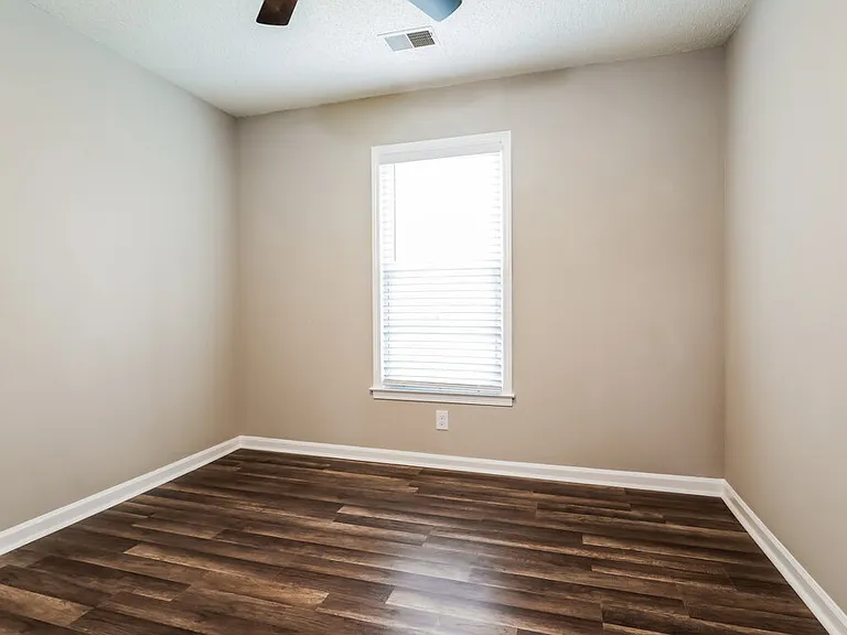 460 Bay Lake Pass — Photo 13