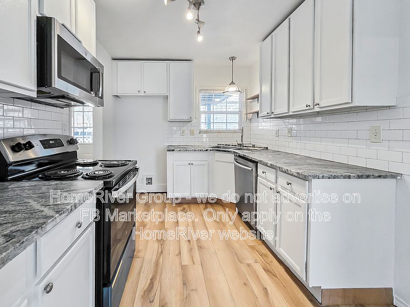 1st image of 3950 Valentine St