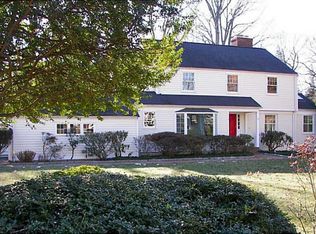 18 Welwyn Rd, Riverside, CT 06878