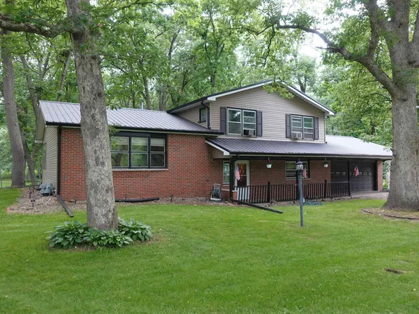 1132 Windcrest Acres, Galesburg, IL 61401