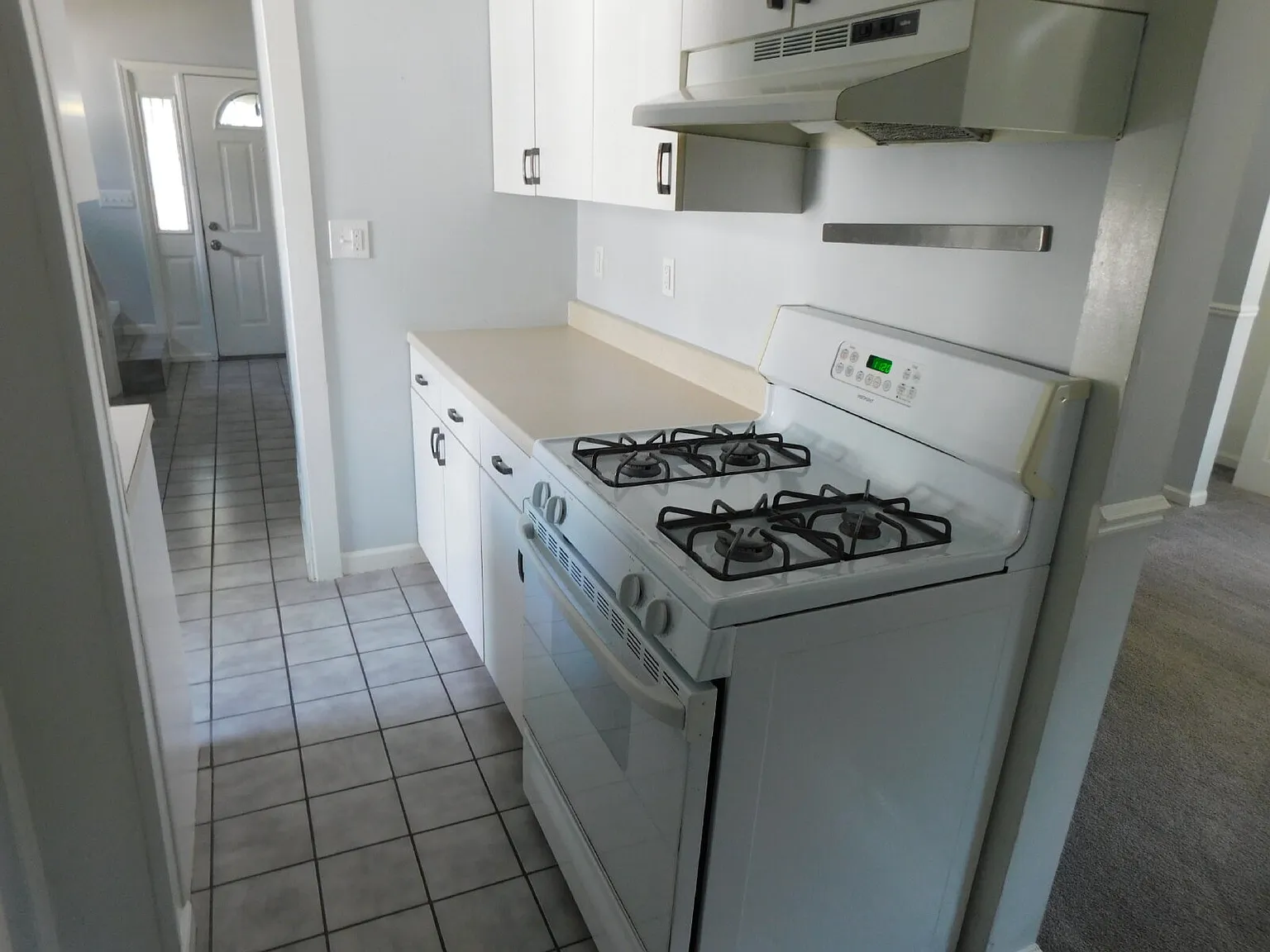 4 bed, 2.5 bath, 1594 sqft, $2,495 — Photo 4