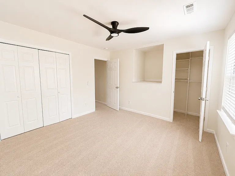 504 Lowndes Hill Rd #B — Photo 10