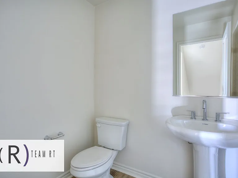 11454 Artesia Blvd — Photo 20