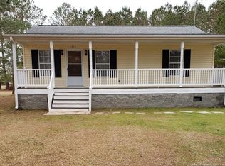 1518 Sivertsen Rd, Autryville, NC 28318