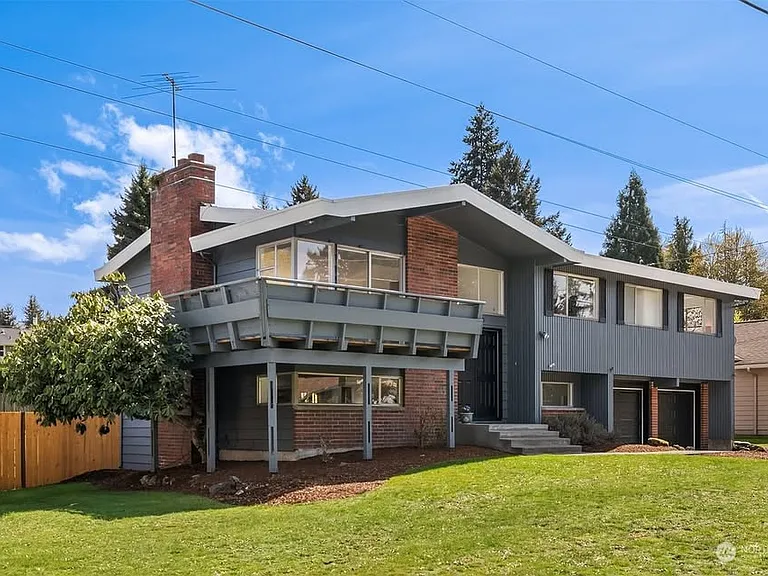 6240 123rd Ave SE — Photo 1