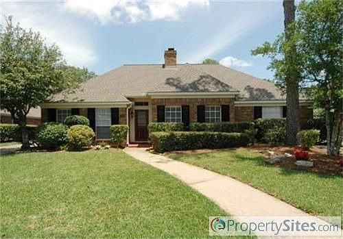 1st image of 2030 Hillside Oak Ln
