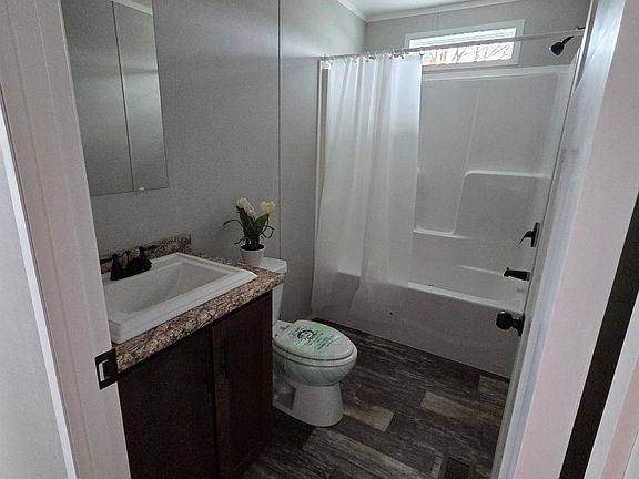 3rd image of 22 Martin Road