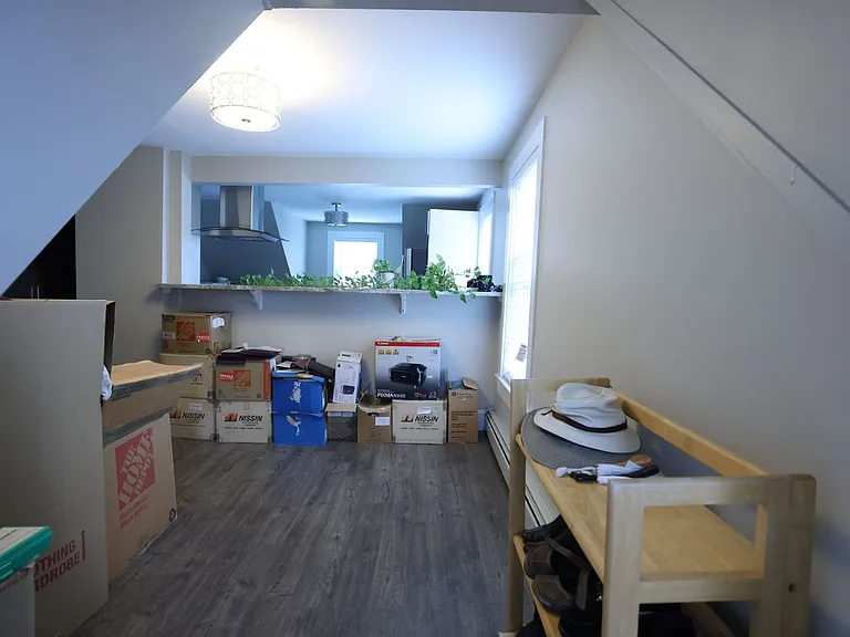 20-22 Lafayette Rd #3 — Photo 3