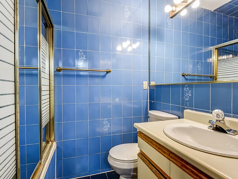 1033 Saint Clair Ave W #1 — Photo 6