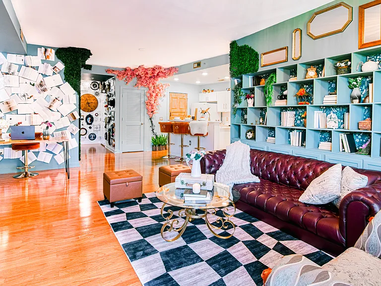 718 Trade St — Photo 10