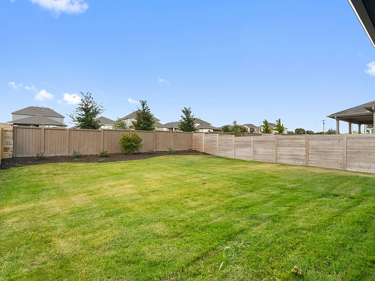 528 Knot Dr — Photo 33