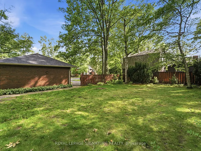 312 Dalewood Dr — Photo 40