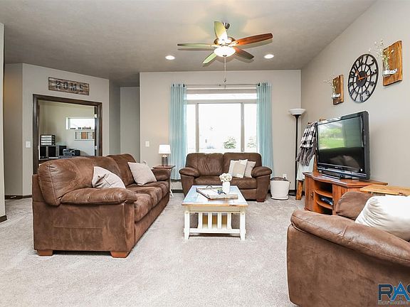 5th image of 6403 S Callie Eve Cir