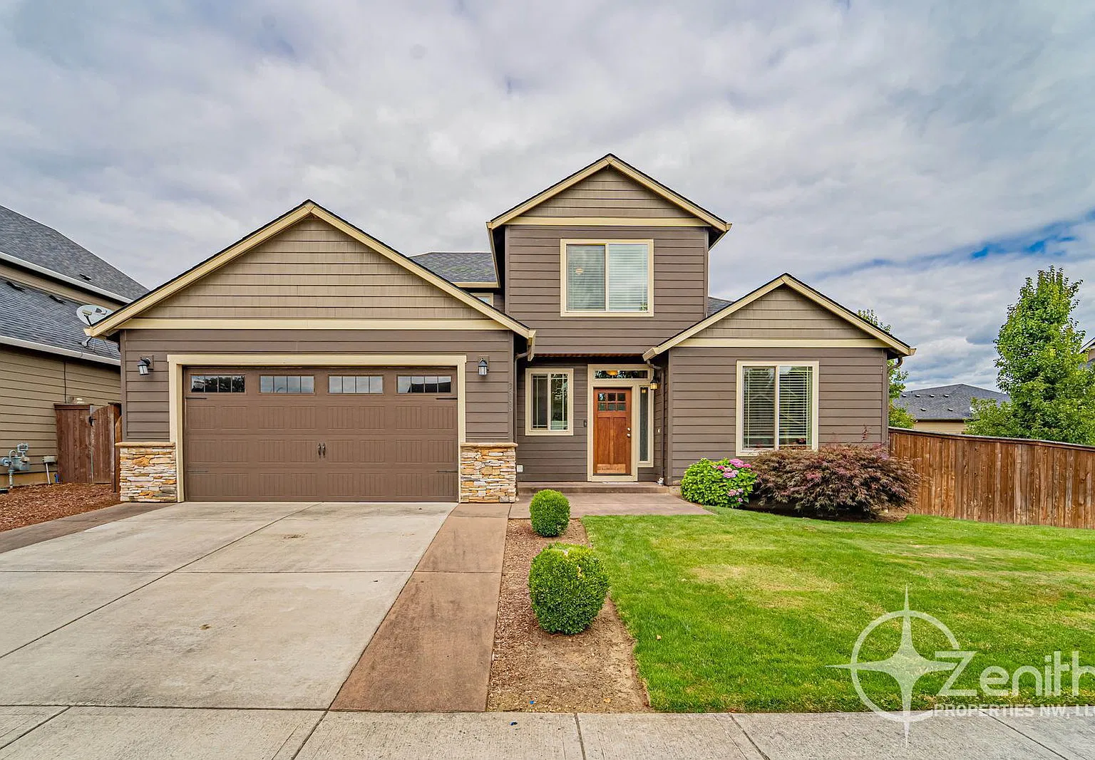 4 bed, 2.5 bath, 2382 sqft, $3,015 — Photo 1