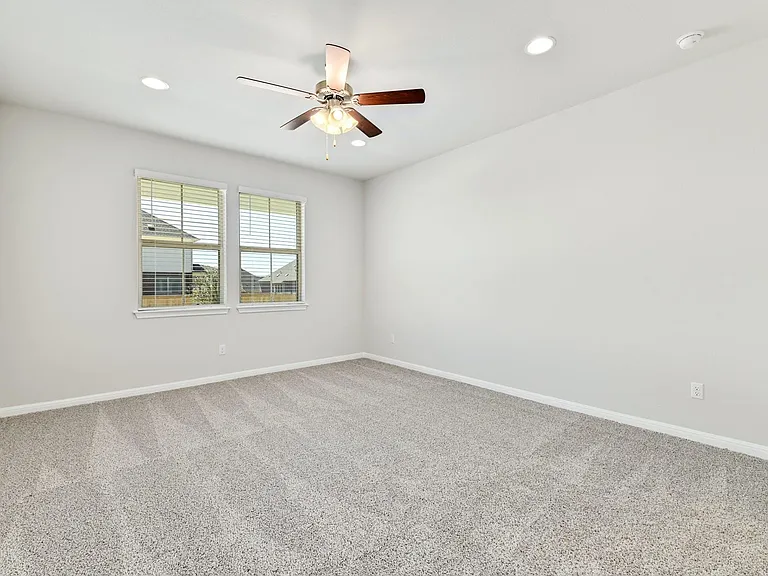 1021 Kerrwood Way — Photo 9
