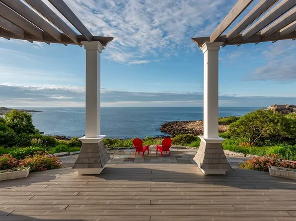 73 Phillips Ave, Rockport, MA 01966