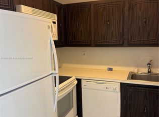 1420 Brickell Bay Dr FLOOR 103, Miami, FL 33131