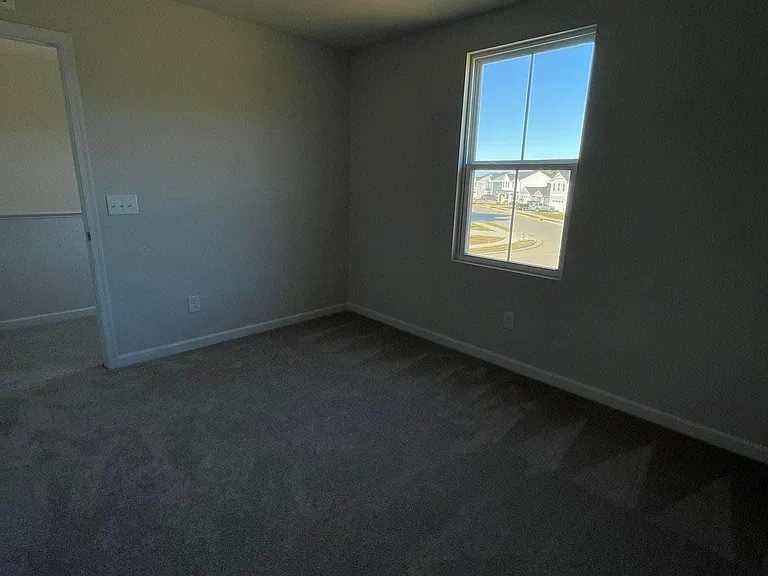 2582 Haskell Dr — Photo 6