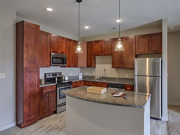 5th image of 10816 S 204th Avenue Cir #4306
