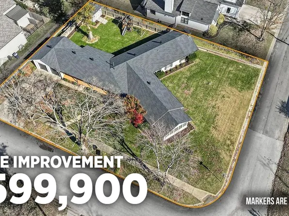 525 S 6th St, Rogers, AR 72756
