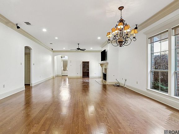 5th image of 5214 Quarter Ln