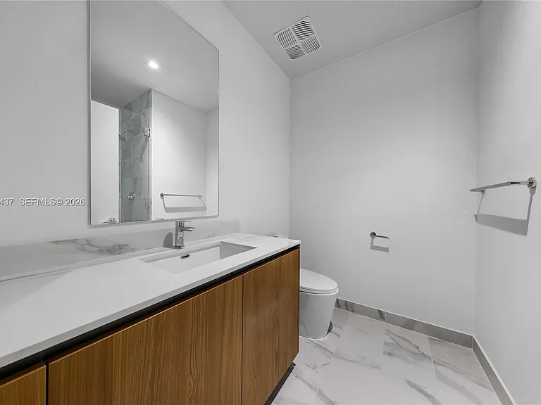 1400 Biscayne Blvd #3405 — Photo 16