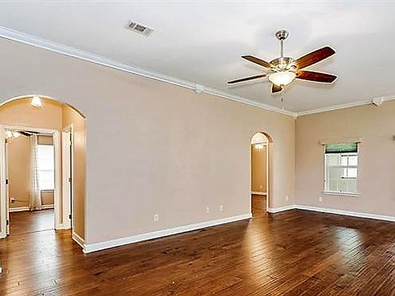 3rd image of 4979 Vizcaya Dr