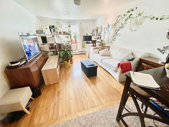 5th image of 30-45 32nd St #2