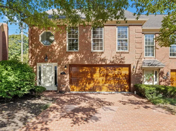 1088 Taborlake Dr, Lexington, KY 40502