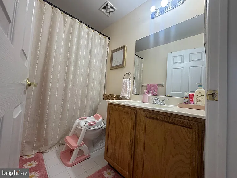 37 Weaver Dr — Photo 14