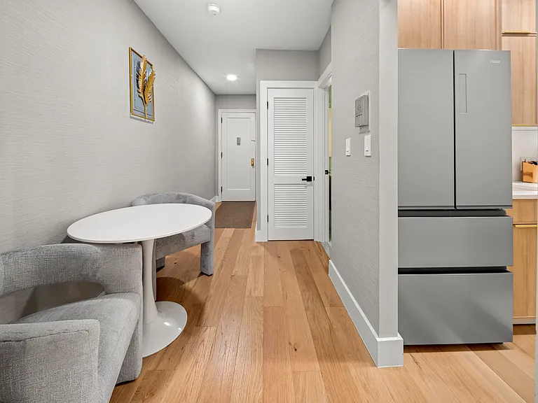 115 E 72nd St #5D — Photo 8