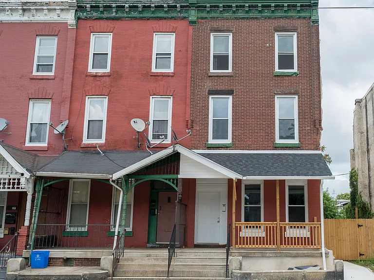 825 N 41st St — Photo 12