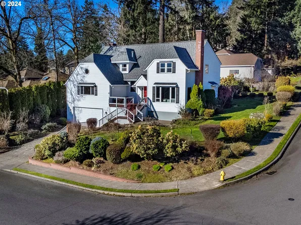 22715 Kobuk Ct, West Linn, OR 97068