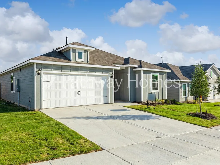 10805 Copper Hills Ln — Photo 2