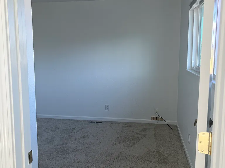 San Andreas Dr — Photo 2