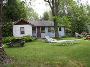 5575 Clark Lake Dr, Sturgeon Bay, WI 54235