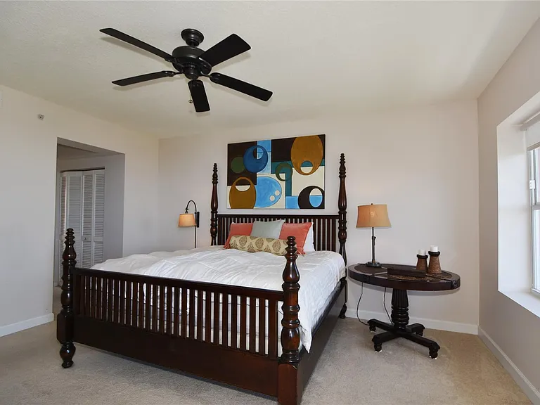 2051 SE 3rd St #509 — Photo 41