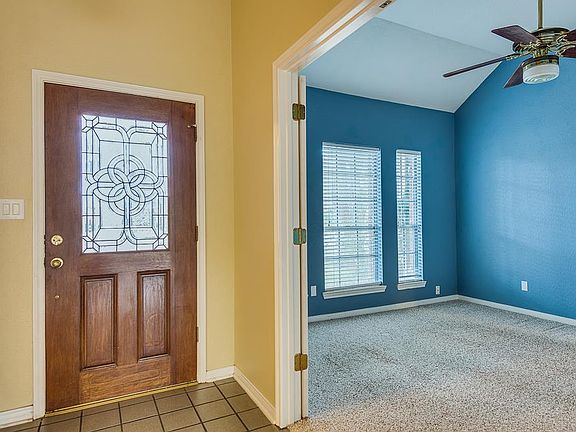 4th image of 4702 Broadmoor Dr