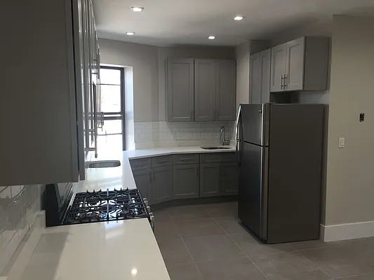 Rented by Mdays Realty | media 57