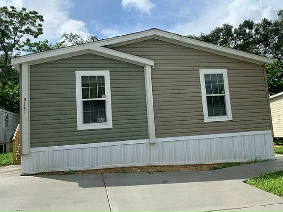 2nd image of 9341 Eden Dr #473