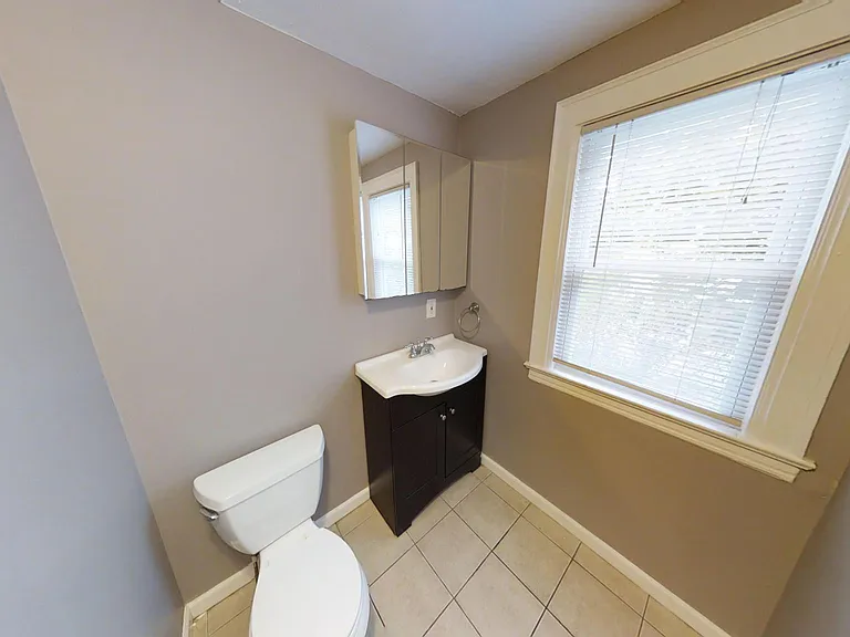 1005 E Colvin St #1 — Photo 15