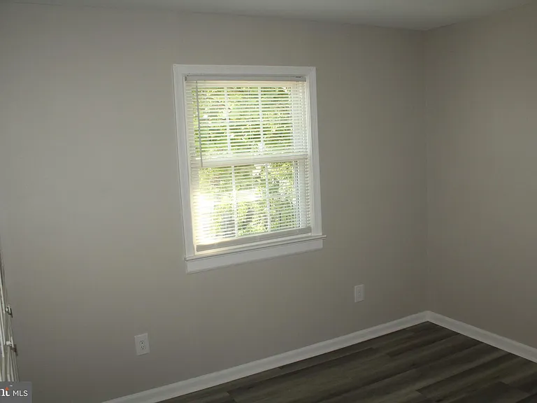 731 Denton Cir — Photo 29