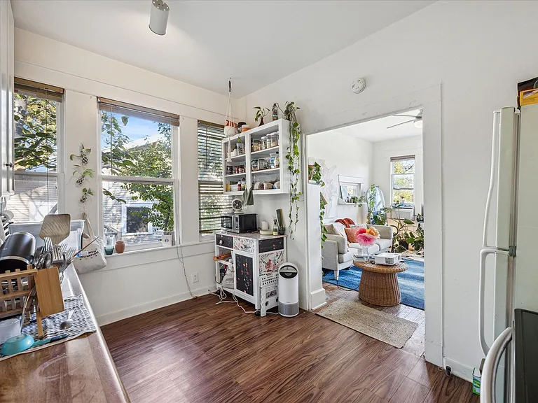 1100 Baylor St #B — Photo 10