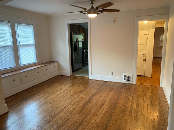 Light filled dining room