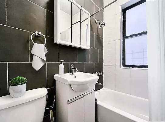 Rented by Vector New York, LLC | media 5