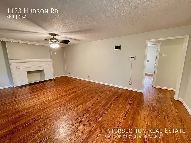 1123 Hudson Rd — Photo 5
