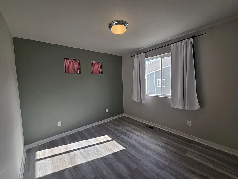 5772 Tramore Ct — Photo 14