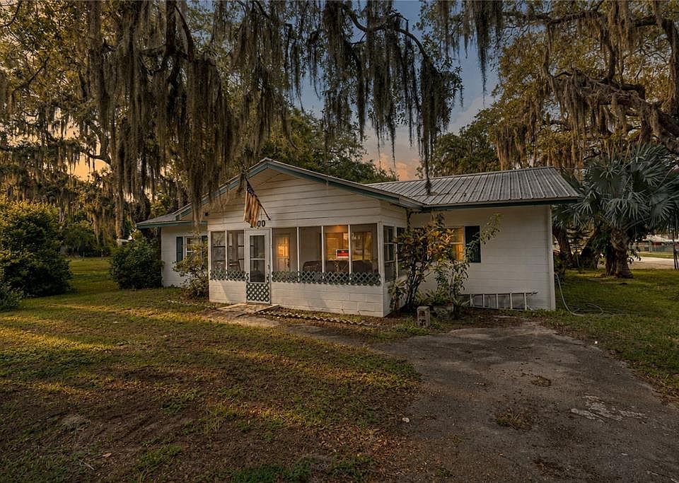 1st image of 1000 ALTON STREET